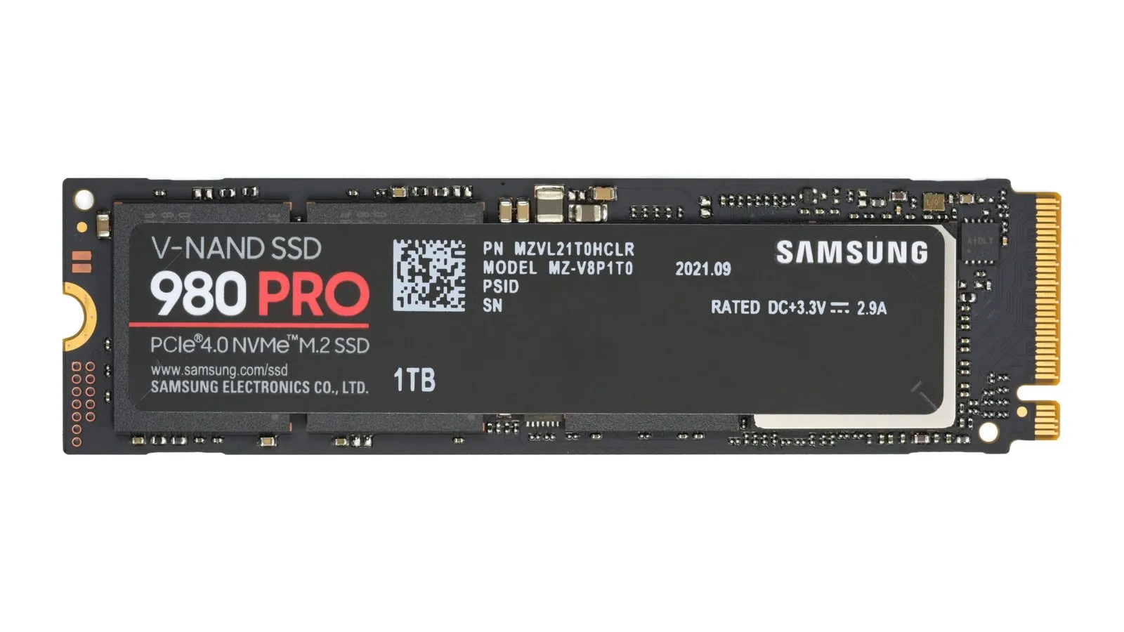 SSD NVMe no formato M.2, a peça que o PS5 aceita no slot interno de expansão.